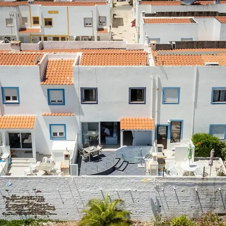 Bay View Townhouse Vakantiehuis Salema