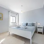 Bay View Townhouse Салема