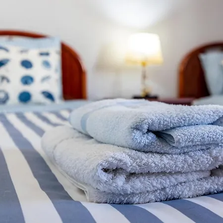 בית נופש Bay View Townhouse *