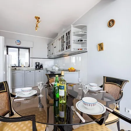 Bay View Townhouse *