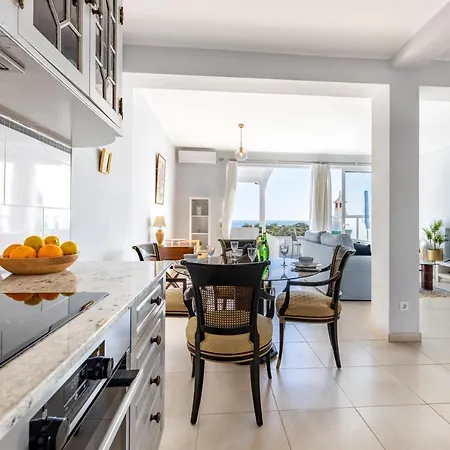 Bay View Townhouse Semesterbostad *