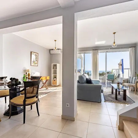 Bay View Townhouse Semesterbostad